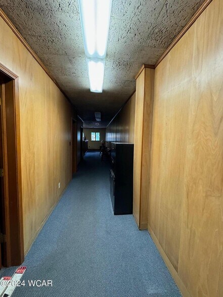 More Photos Of 28 N Main St, Kenton Office For Lease