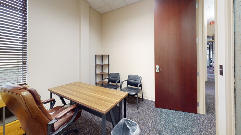 More Photos Of 500 Plantation Park Dr, Loganville Office For Lease