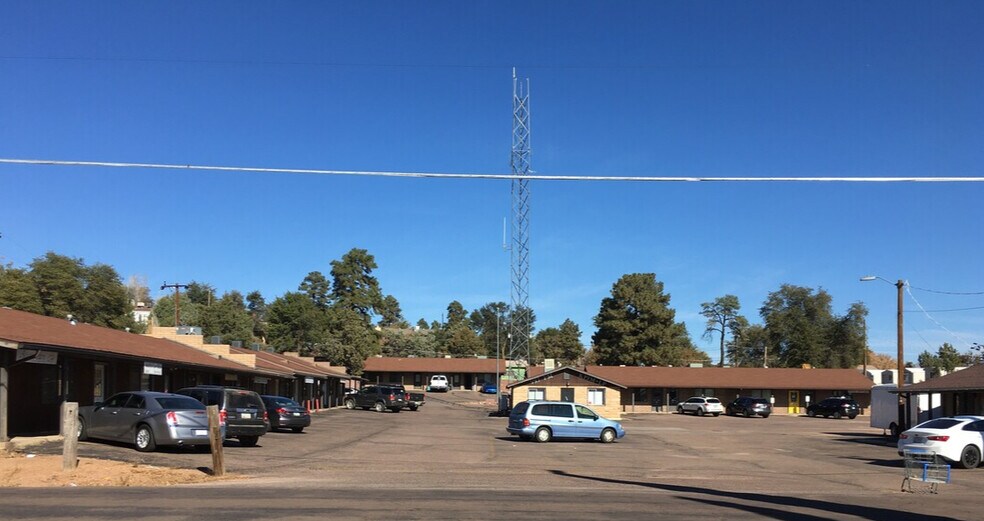More Photos Of 200 W Frontier St, Payson General Retail For Lease