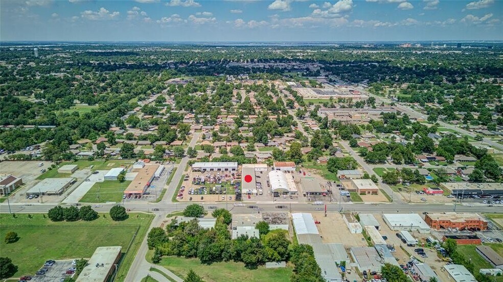 More Photos Of 4625 NW 10th St, Oklahoma City Distribution For Sale