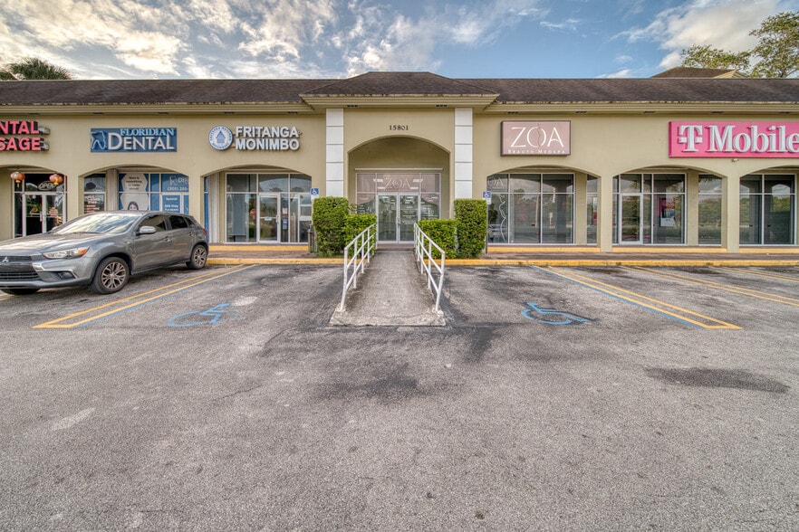 More Photos Of 15801 S Dixie Hwy, Miami Unknown For Lease