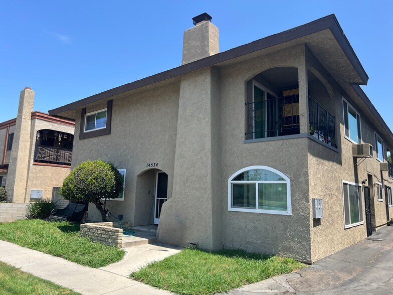 More Photos Of 14534 Bellflower Blvd, Bellflower Apartments For Sale
