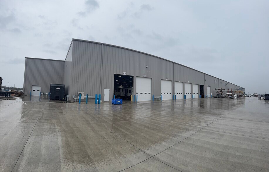 More Photos Of 1200 Haines blvd, Sturgis Manufacturing For Sale