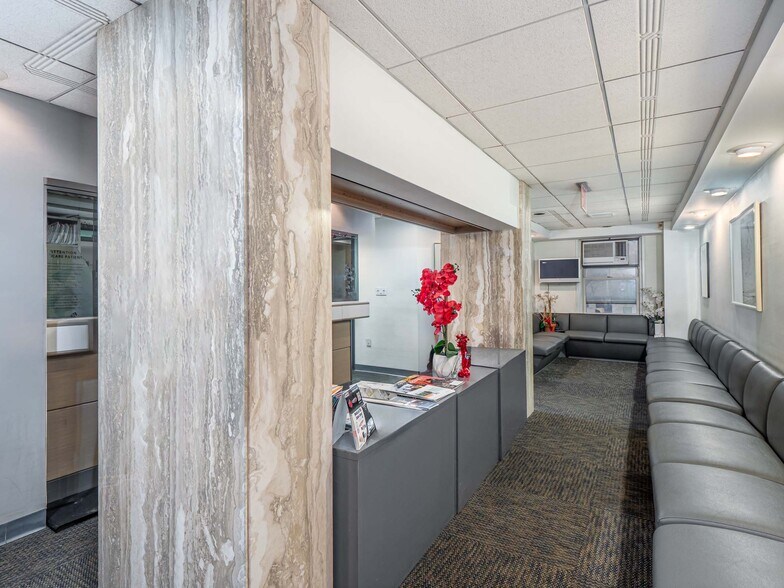 More Photos Of 1199 Park Ave, New York Apartments For Sale