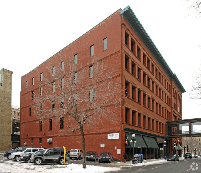 More Photos Of 400 Sibley St, Saint Paul Office For Sale