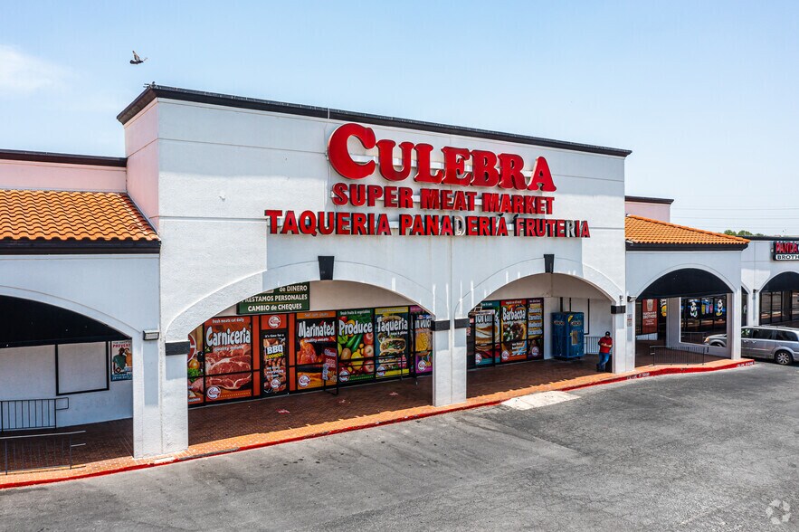 More Photos Of 9107 Marbach Rd, San Antonio Unknown For Lease