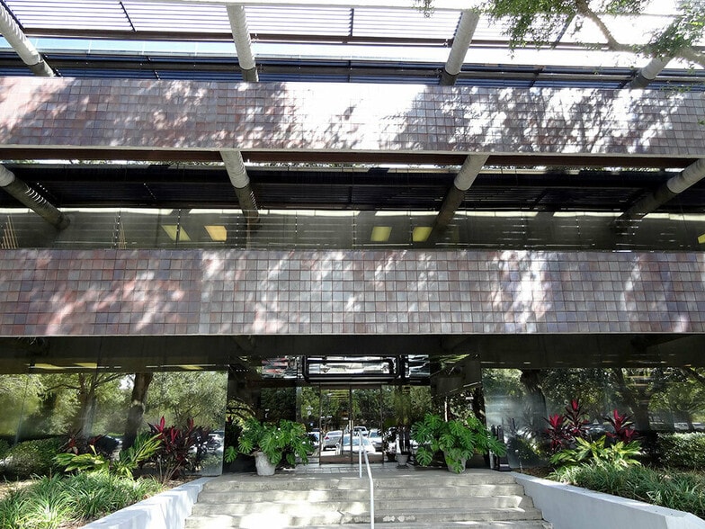 More Photos Of 6621 Southpoint Dr N, Jacksonville Office For Lease