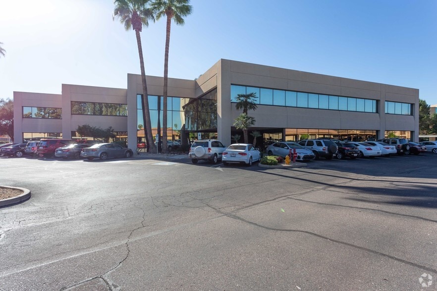 More Photos Of 8502 E Via de Ventura, Scottsdale Office For Lease