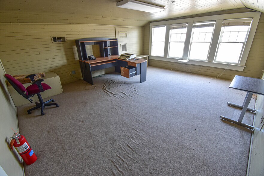 More Photos Of 2606 8th St, Tuscaloosa Office For Sale