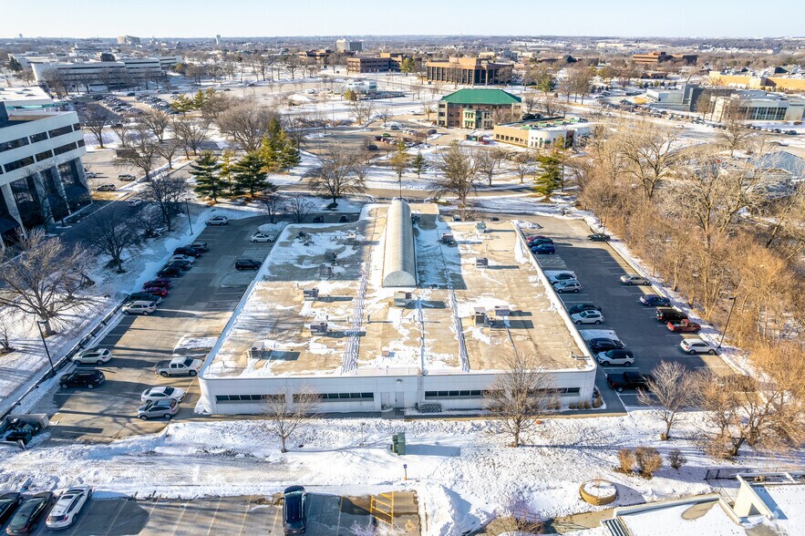 More Photos Of 4090 Westown Pky, West Des Moines Office For Sale