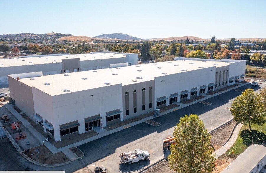 More Photos Of Golden Foothill Pky, El Dorado Hills Unknown For Lease
