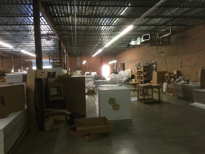 More Photos Of 7514 NC Hwy 10, Vale Manufacturing For Lease