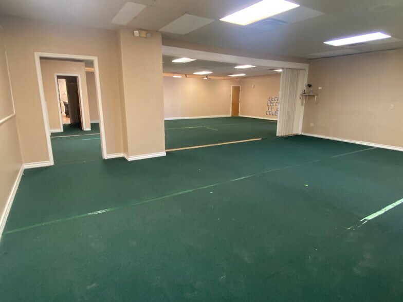 More Photos Of 111 W 5th St, Tyler Loft Creative Space For Lease