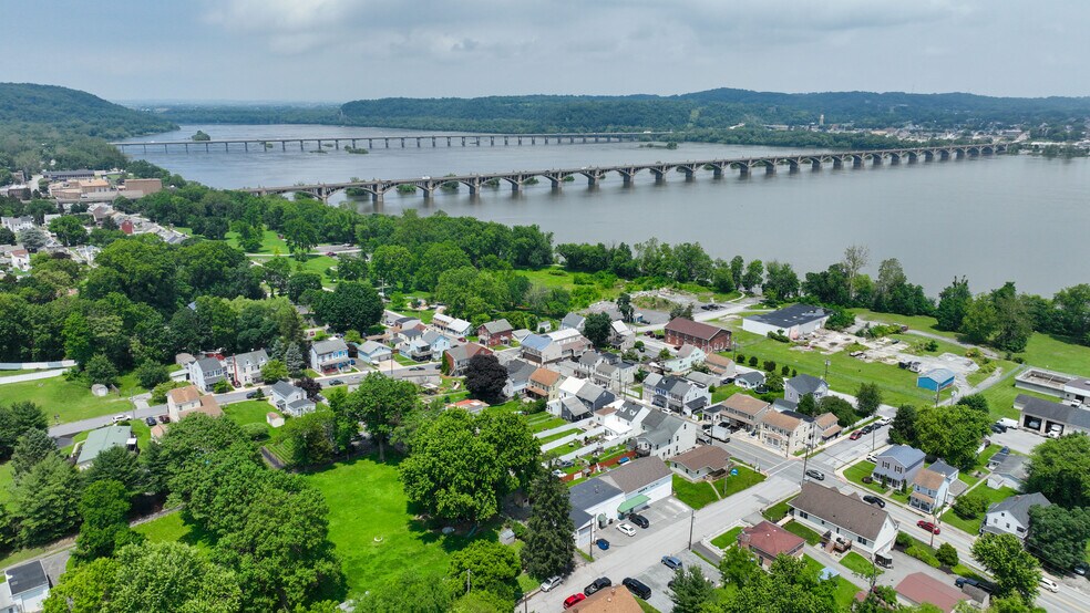 More Photos Of 601 S Front St, Wrightsville Specialty For Sale