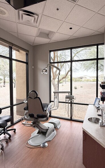 More Photos Of 2525 W Carefree Hwy, Phoenix Medical For Sale