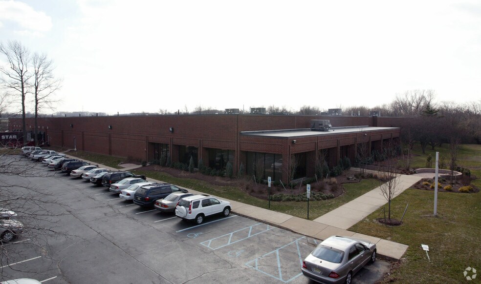 More Photos Of 1480 Grandview Ave, Thorofare Warehouse For Lease