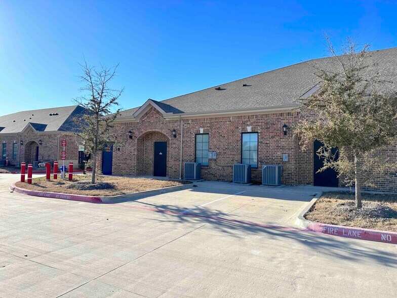 More Photos Of 2751 S Stonebridge Dr, McKinney Medical For Lease
