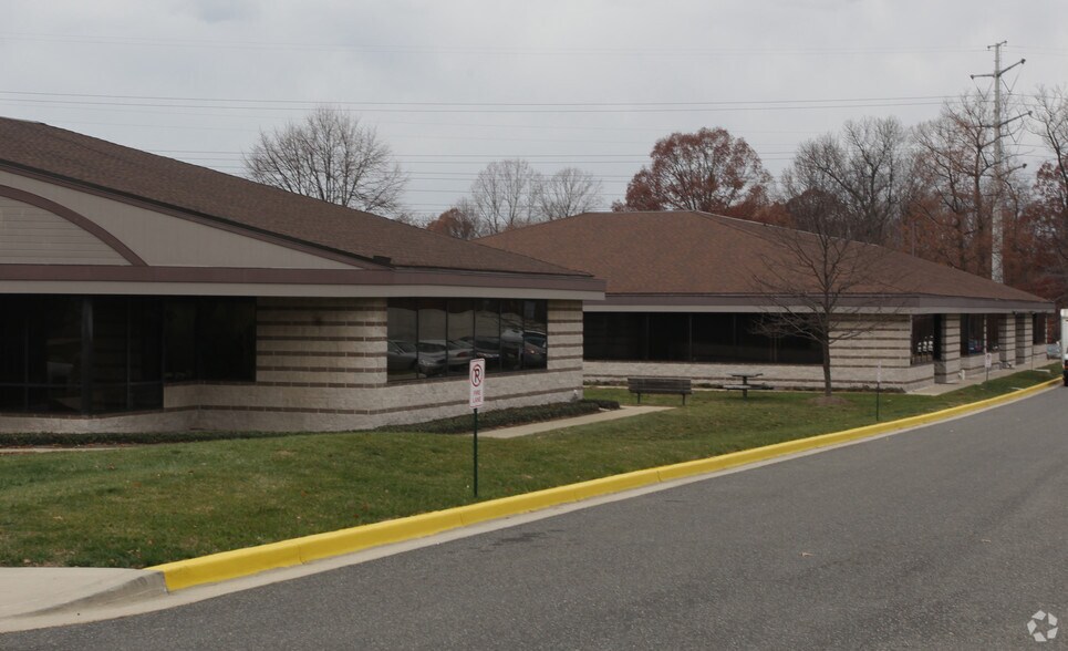 More Photos Of 4740 Corridor Pl, Beltsville Office For Lease