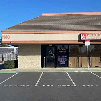 Primary Photo Of 1138-1162 S Main St, Manteca Freestanding For Lease