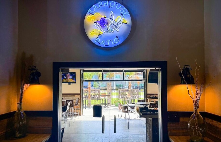 More Photos Of 1341 Airport Rd, Jacksonville Restaurant For Sale