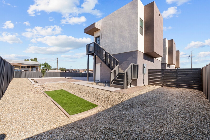 More Photos Of 1405 14TH st, Phoenix Multifamily For Sale