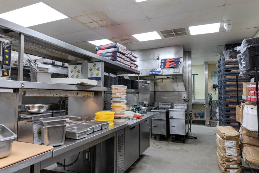 More Photos Of 1525 County Road 220, Fleming Island Restaurant For Sale