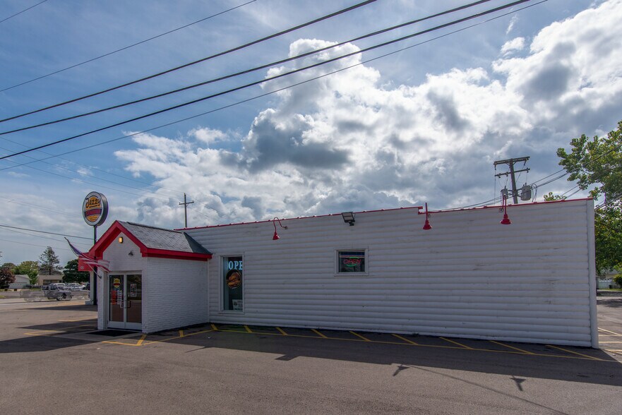 More Photos Of 542-546 S Telegraph Rd, Monroe Restaurant For Sale