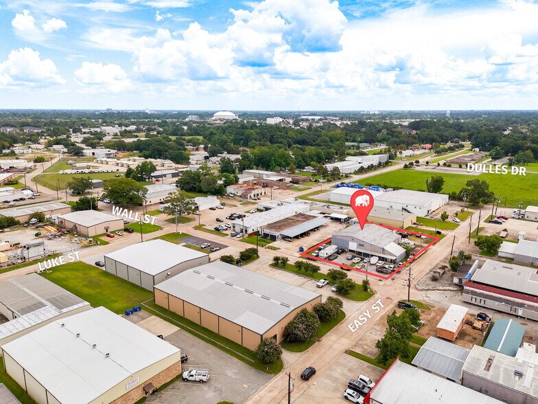 More Photos Of 405 Wall St, Lafayette Manufacturing For Sale