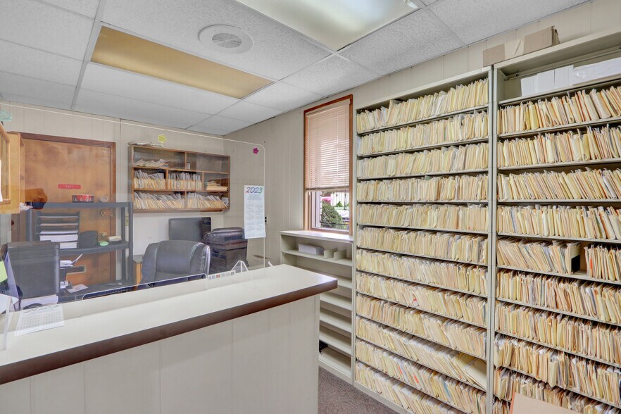 More Photos Of 454 Deer Park Ave, Babylon Office For Sale