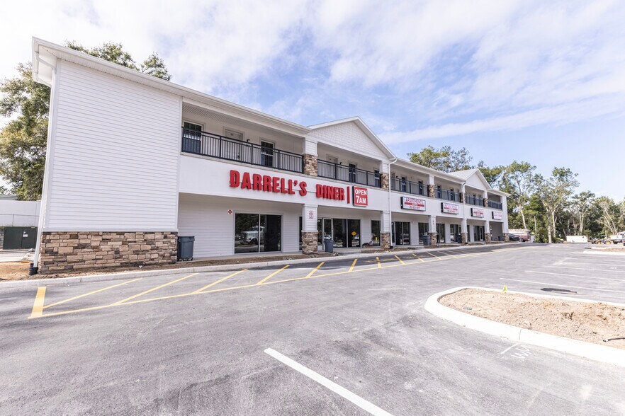 Primary Photo Of 1124 Teague Trail, Lady Lake General Retail For Lease