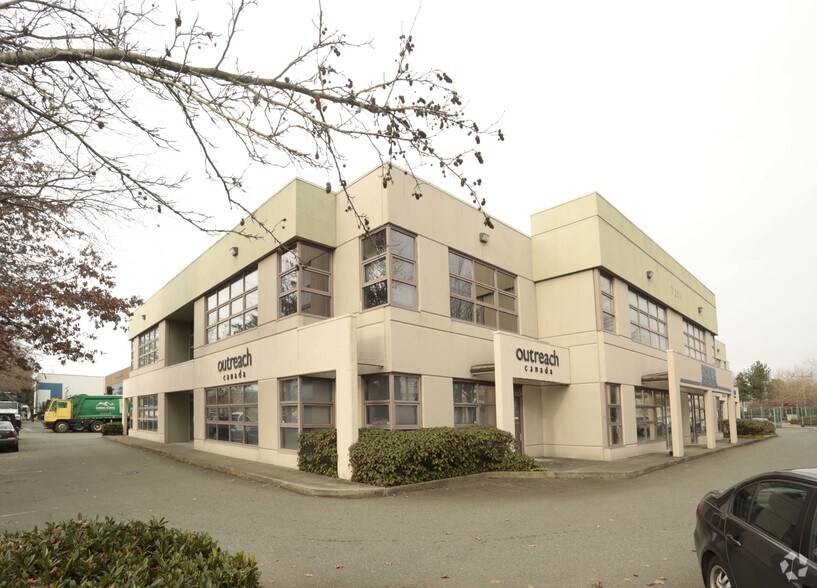 More Photos Of 7201 72nd St, Delta Manufacturing For Lease