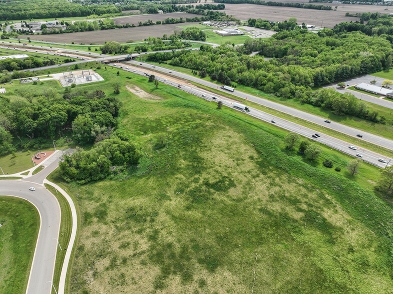 More Photos Of V/L Robert Jones way @ Stadium, Kalamazoo Land For Sale