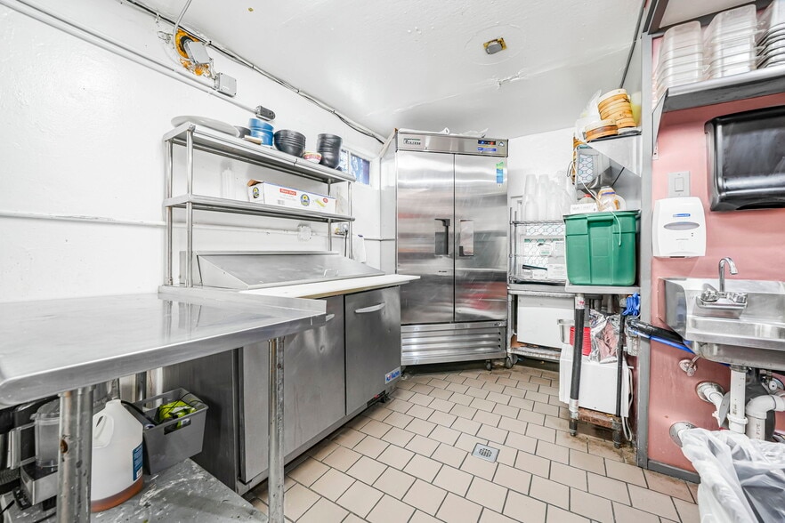 More Photos Of 112 Windermere Ave, Greenwood Lake Bar For Sale