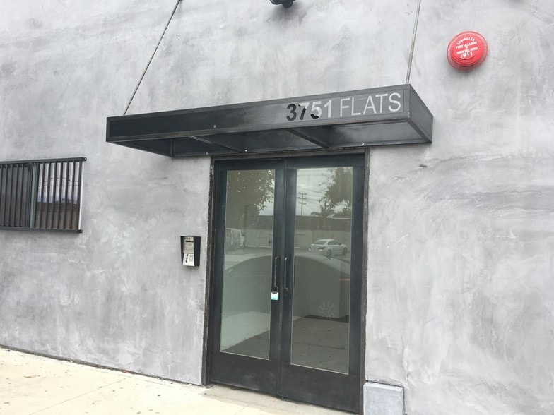 More Photos Of 3751 E Olympic Blvd, Los Angeles Office For Lease