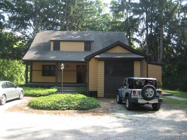 Primary Photo Of 2A Hardscrabble Rd, North Salem Office Residential For Sale