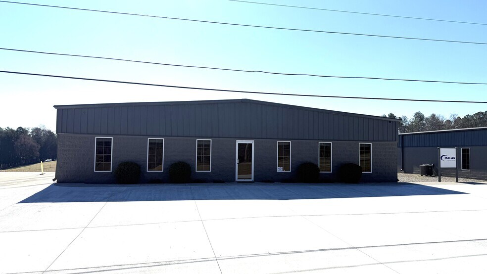 Primary Photo Of 3020 Cherokee Park Rd, Morristown Industrial For Lease