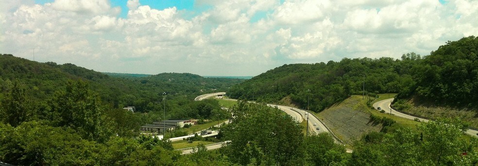 More Photos Of 2300 Montana Ave, Cincinnati Office For Lease