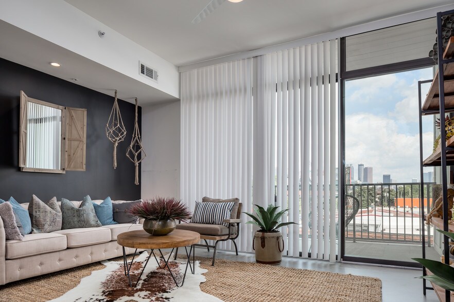 More Photos Of 935 Marietta St NW, Atlanta Apartments For Lease