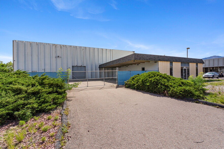 More Photos Of 675 Elkton Dr, Colorado Springs Distribution For Sale