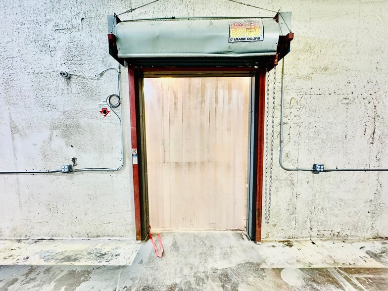 More Photos Of 36730 Democracy Dr, Trinidad Warehouse For Lease