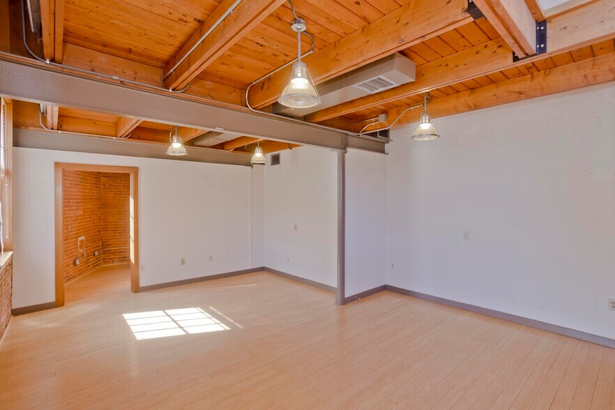 More Photos Of 244 Main St, Northampton Office Residential For Sale