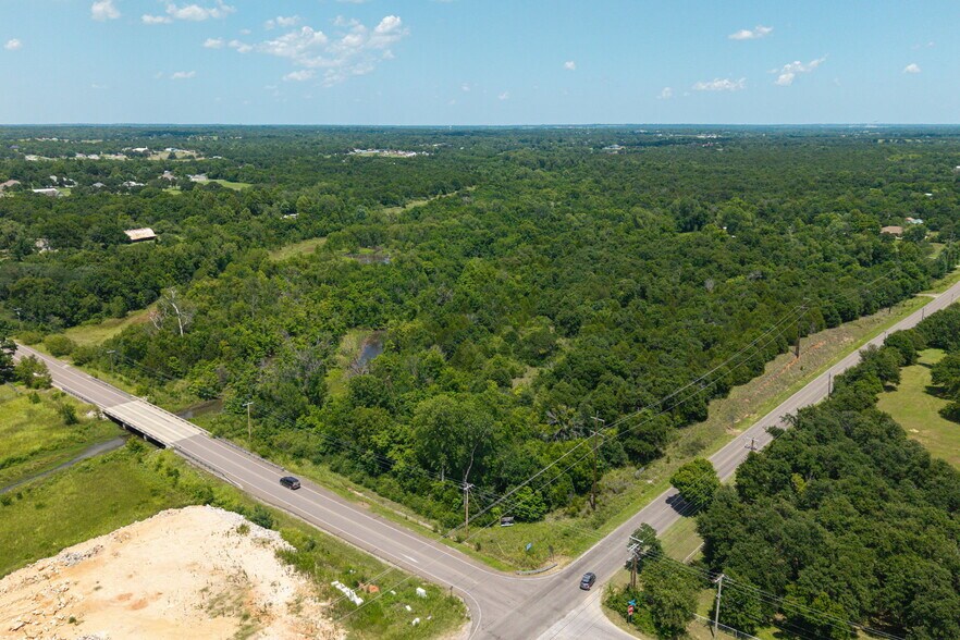 More Photos Of NE 10th and N Anderson Road, Choctaw Land For Sale