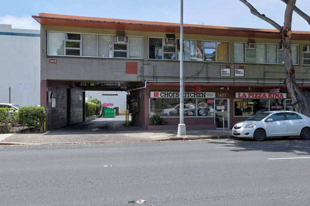 More Photos Of 1413-1427 King St, Honolulu Unknown For Lease