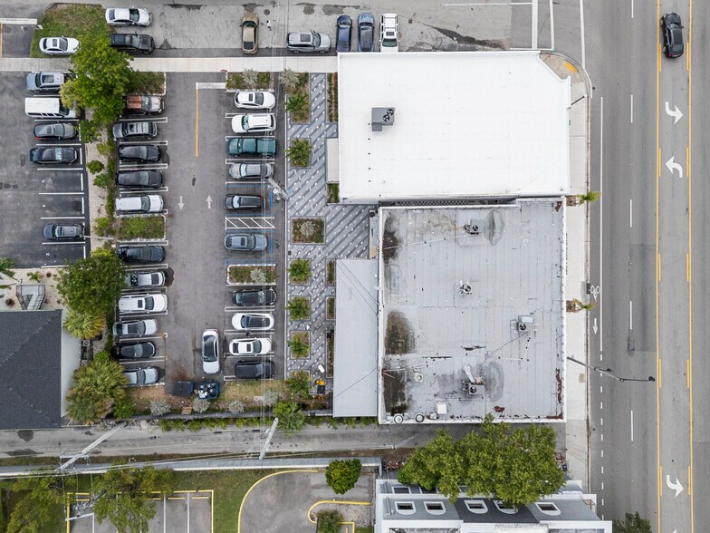More Photos Of 2215 N Federal Hwy, Hollywood Restaurant For Sale