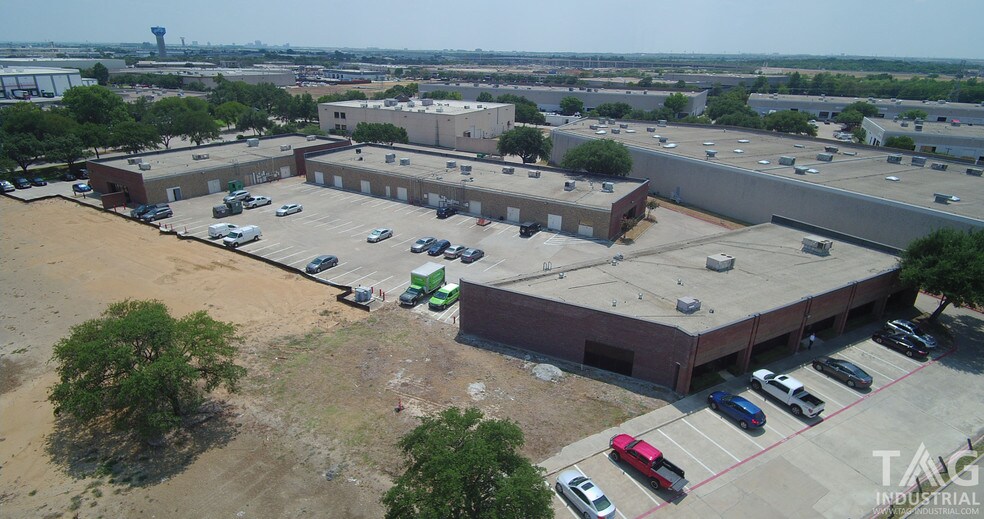 More Photos Of 1611 N Interstate 35E, Carrollton Research And Development For Lease