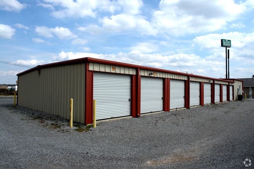 More Photos Of 191 Bernham Dr, Cleveland Self Storage For Sale