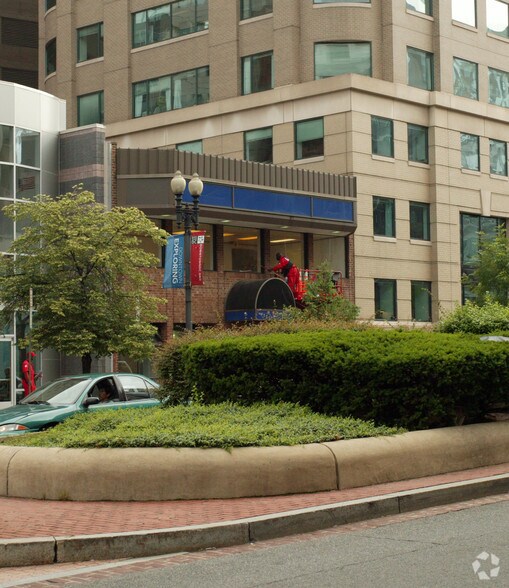More Photos Of 1229 New York Ave NW, Washington Office For Sale