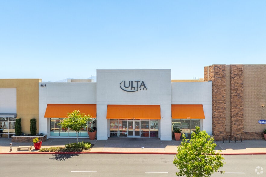 More Photos Of 1175-1295 W Renaissance Pky, Rialto Storefront For Lease
