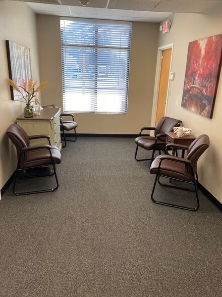 More Photos Of 8385 Cherokee Blvd, Douglasville Medical For Sale