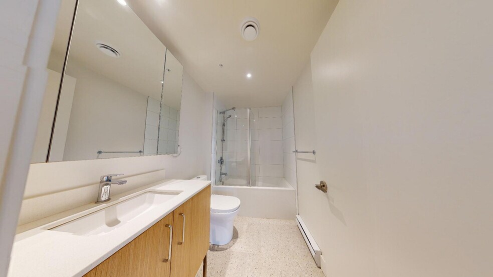 More Photos Of 8405 Pl Saint-Charles, Brossard Apartments For Lease